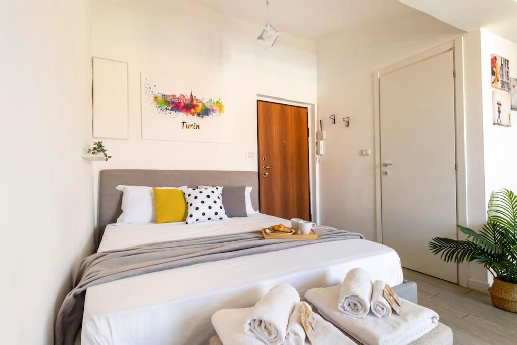 טורינו Centro Deluxe Suite Con Wi-Fi E Netflix מראה חיצוני תמונה